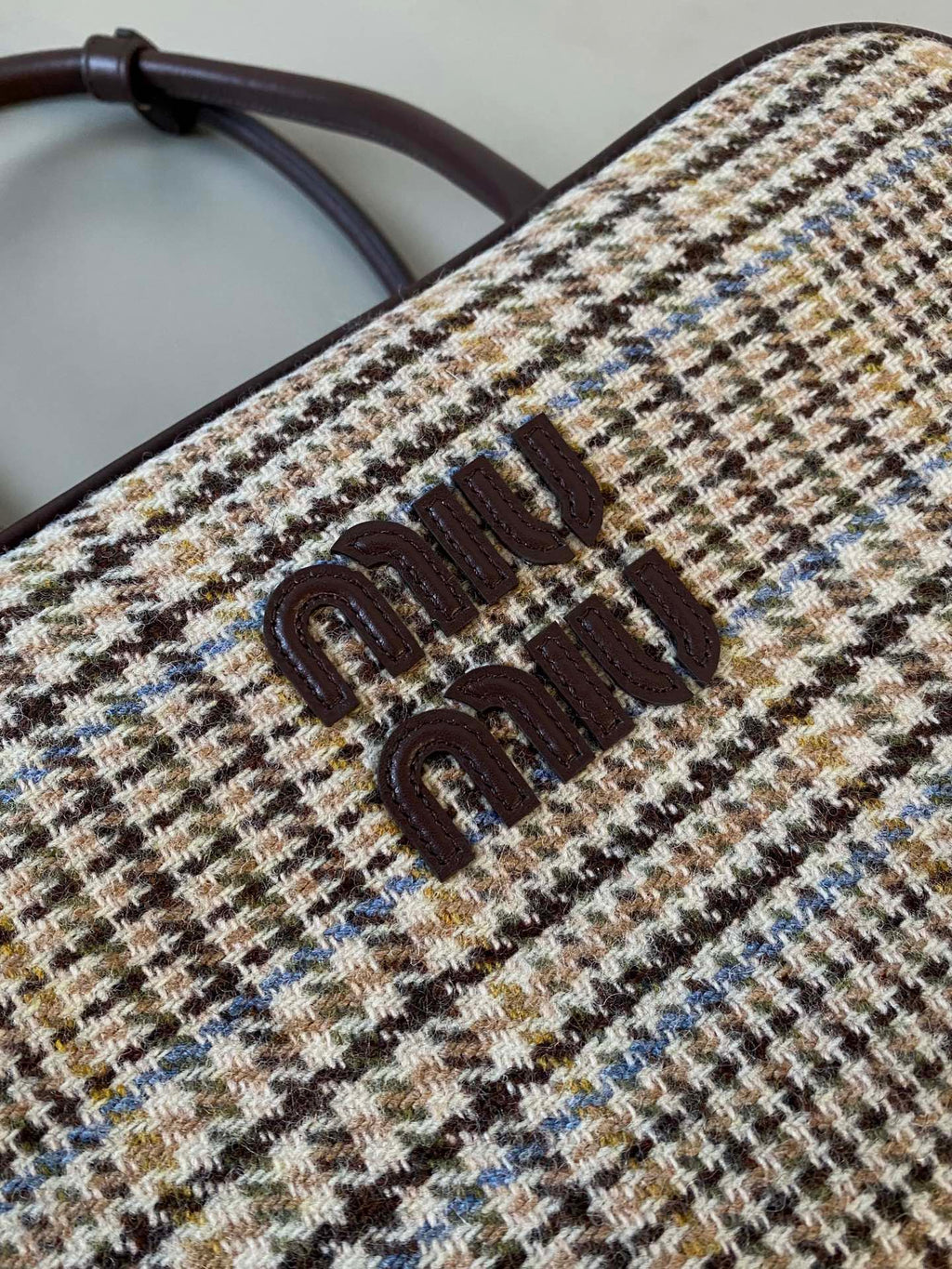 ＭＩ ＭＵ BEAU TARTAN TOP HANDLE BAG