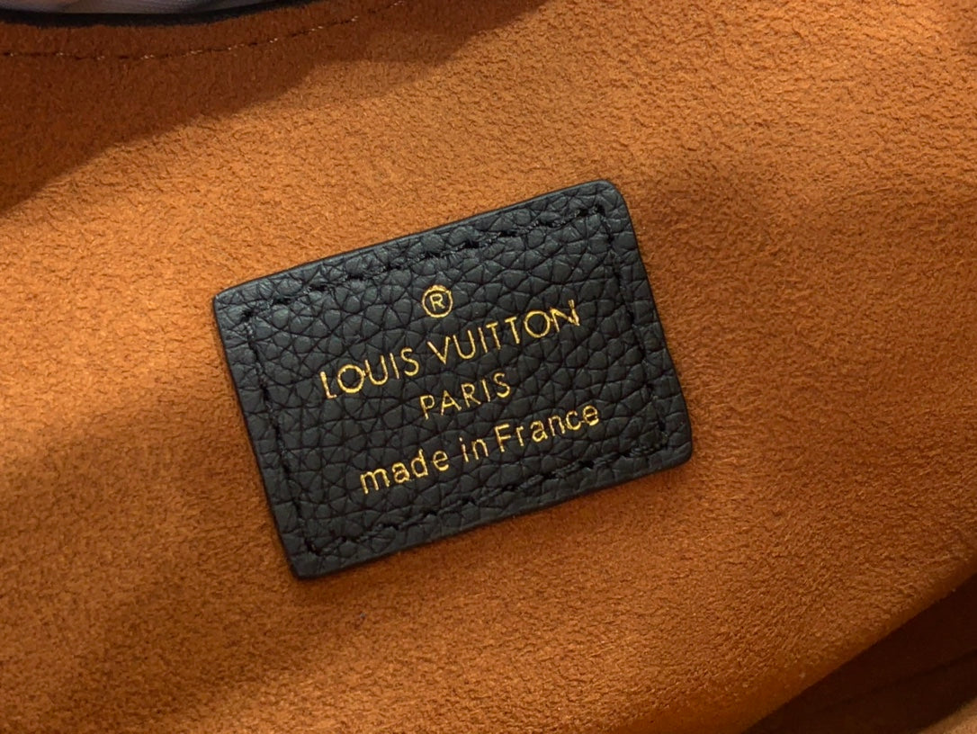 ＬＳ ＶＴＴＯＮ LOW KEY SHOULDER BLACK/BROWN/LIMESTONE GREY