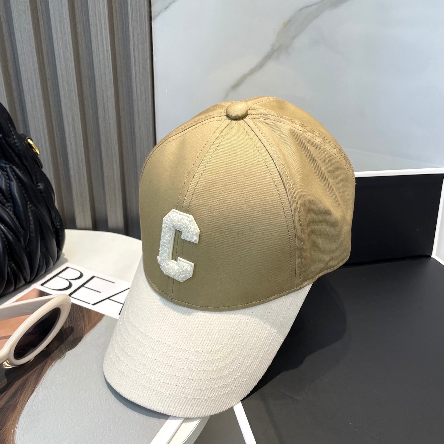 BASEBALL CAP MODEL 652406 IN OLIVE GREEN AND WHITE FABRIC