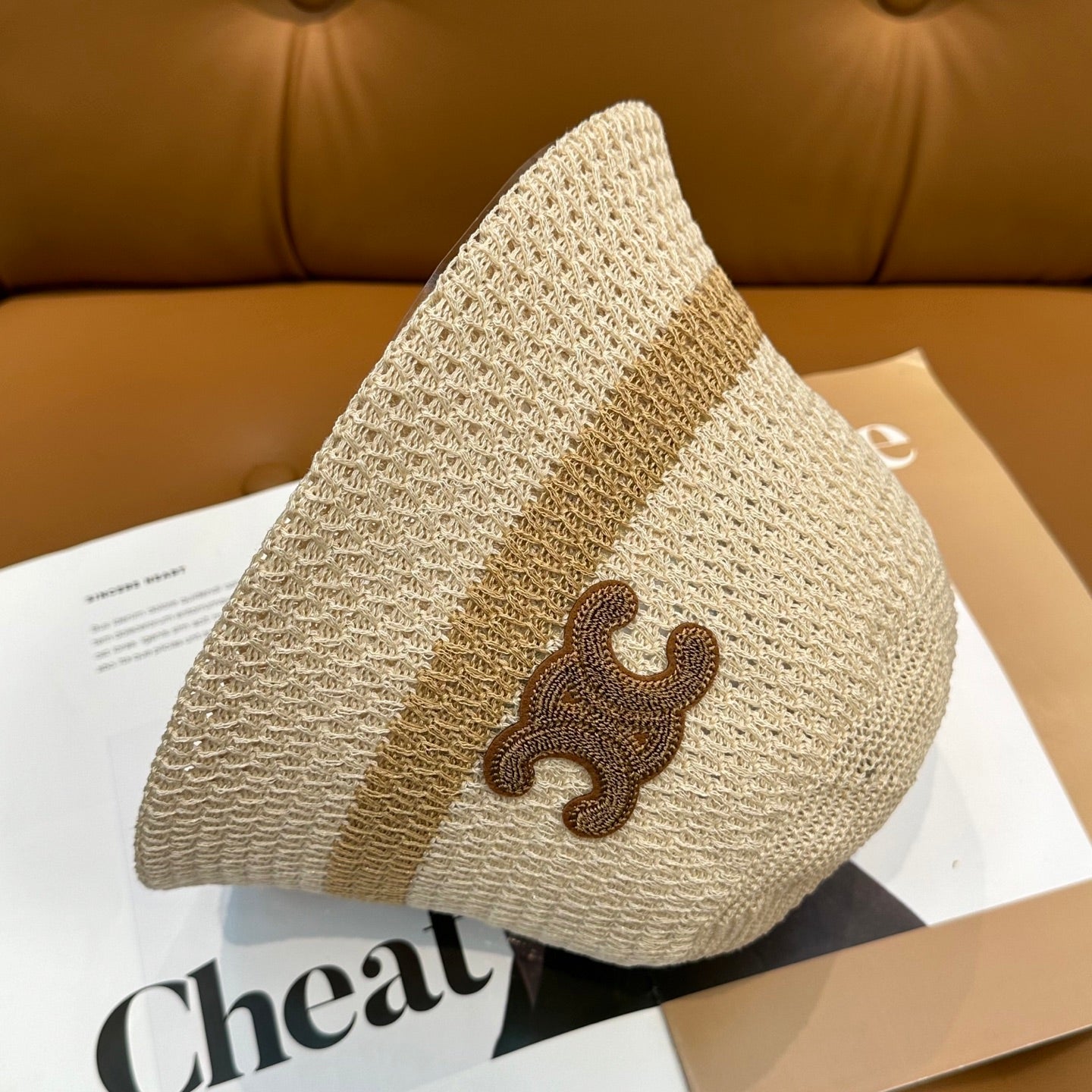 CELINE 26S KNIT BUCKET HAT STYLE 101
