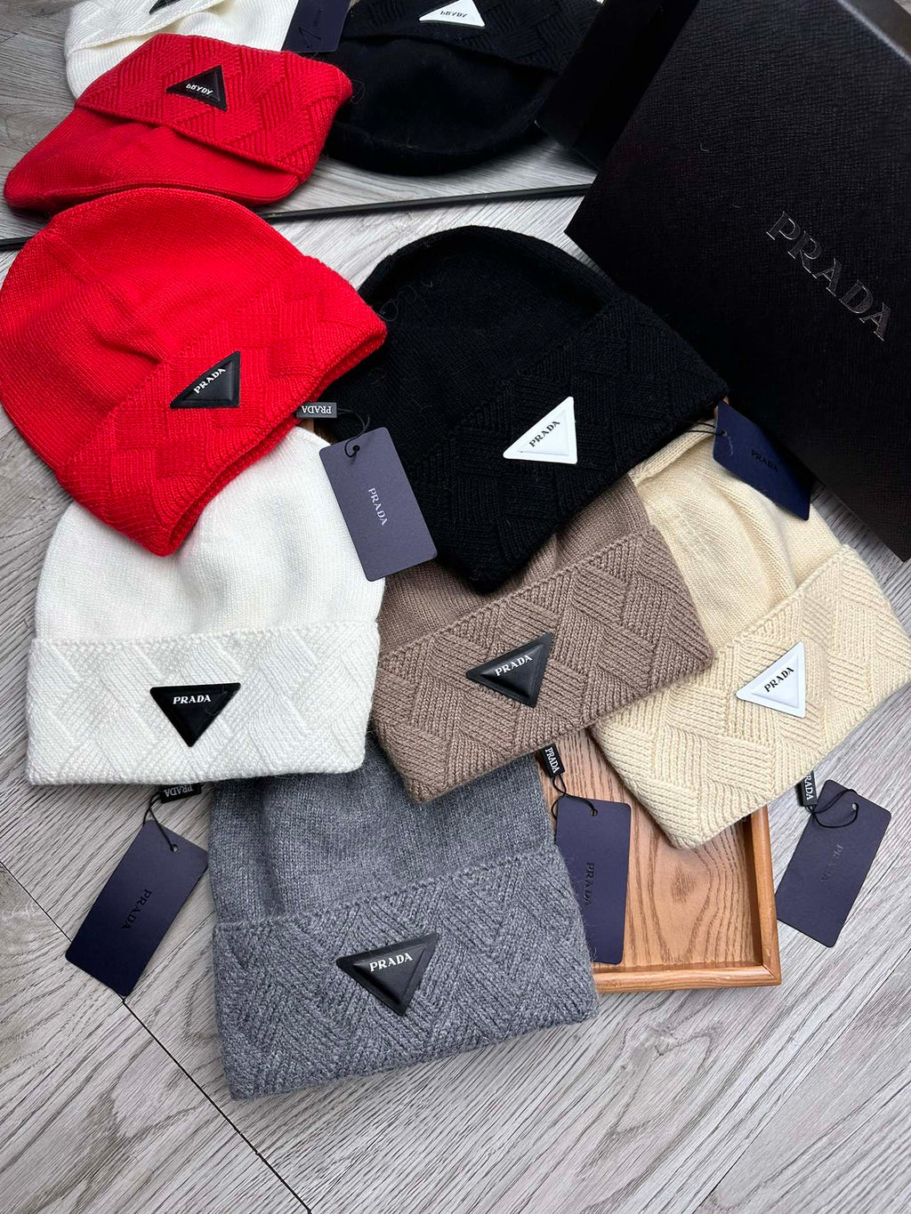 BEANIE HAT IN CHERRY RED WOOL AND RABBIT FUR 436398
