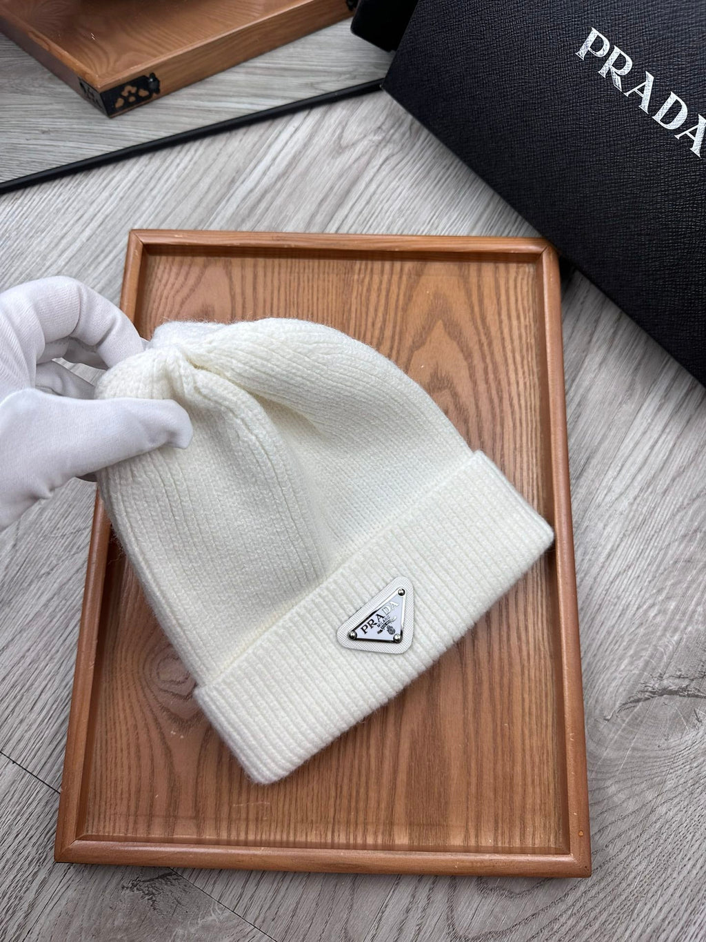 BEANIE HAT IN WHITE WOOL 332394