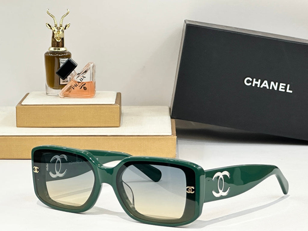SQUARE SUNGLASSES 642639 IN ACETATE