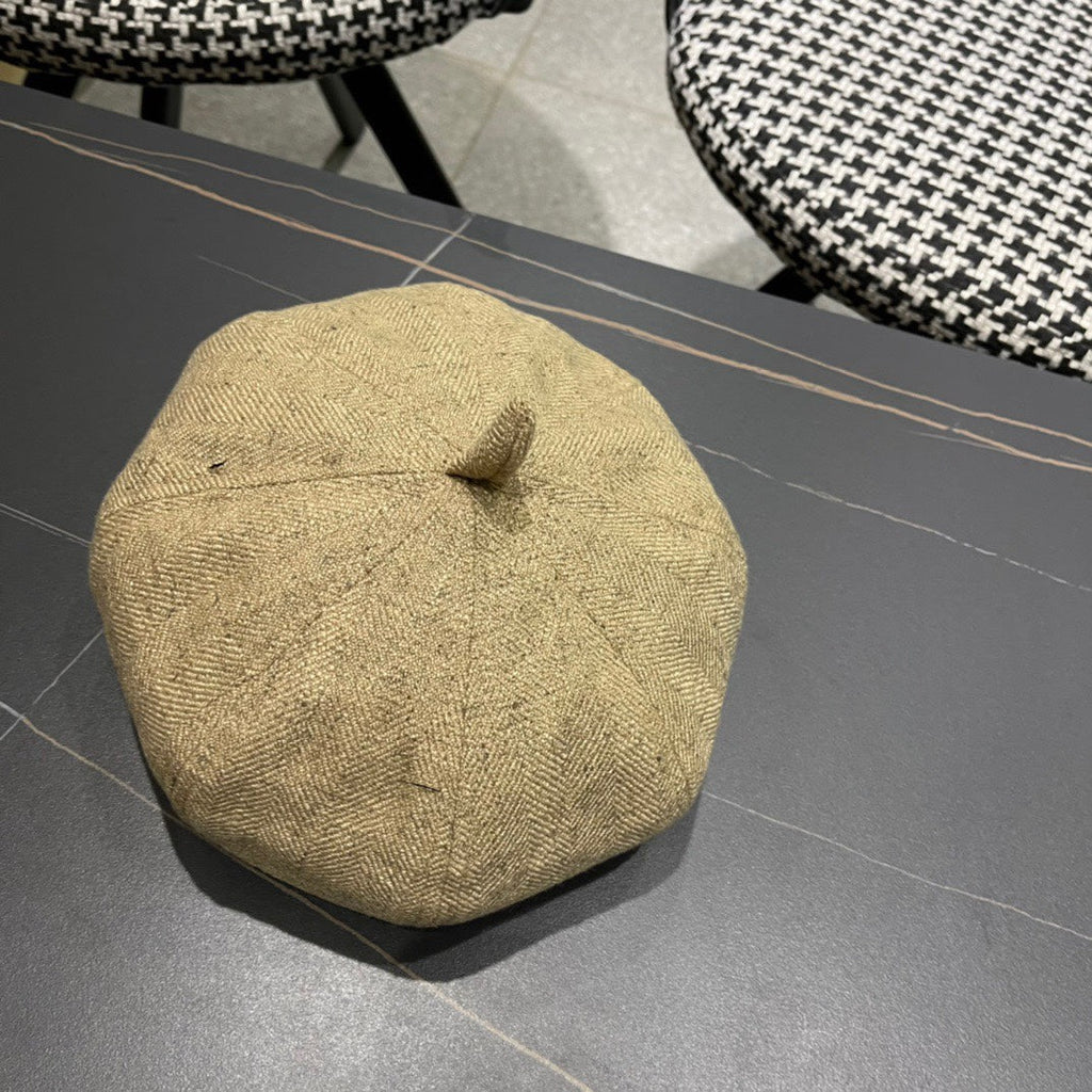 BERET HAT IN PEANUT BROWN FABRIC 420942