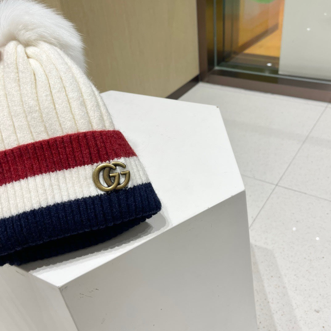 BEANIE HAT IN COLORFUL WOOL 434724