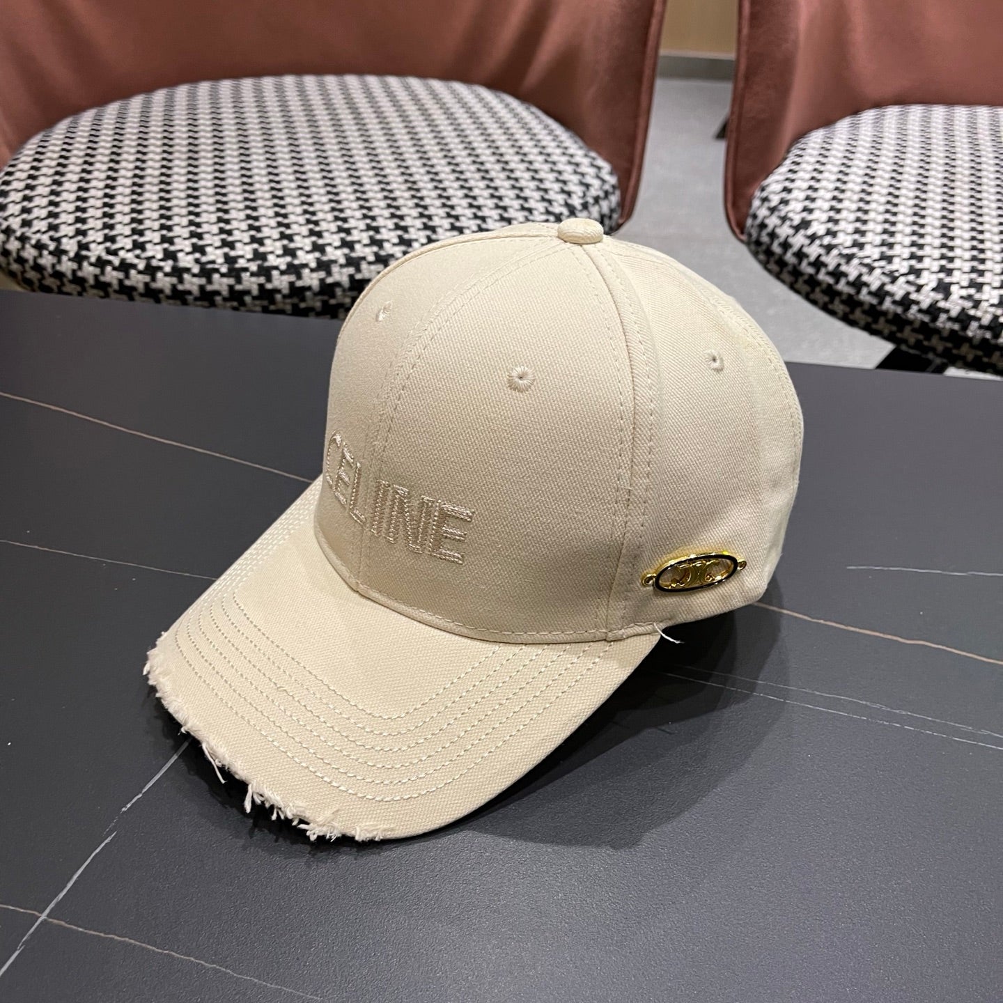 CELINE 26S BASEBALL CAP STYLE 69