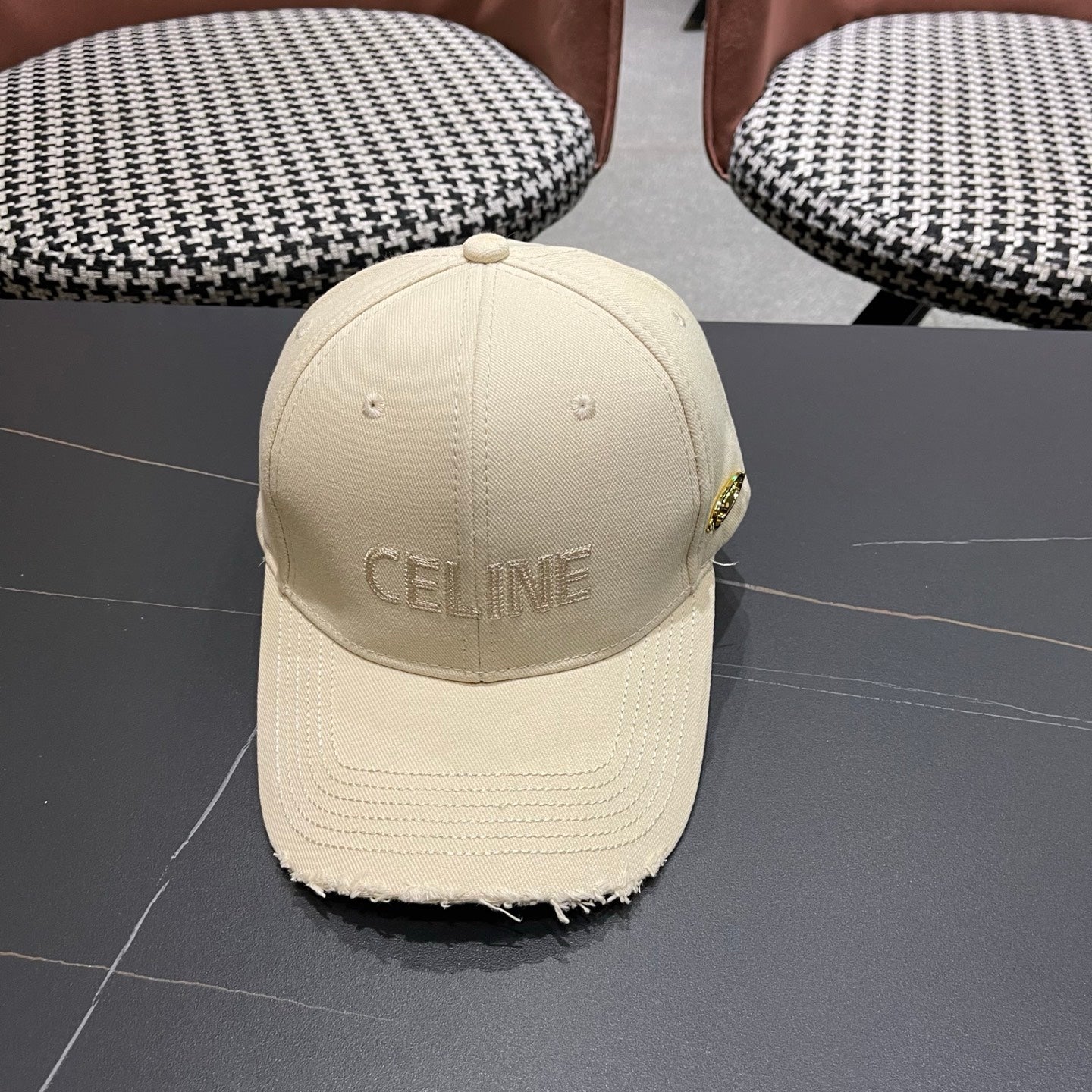 CELINE 26S BASEBALL CAP STYLE 69