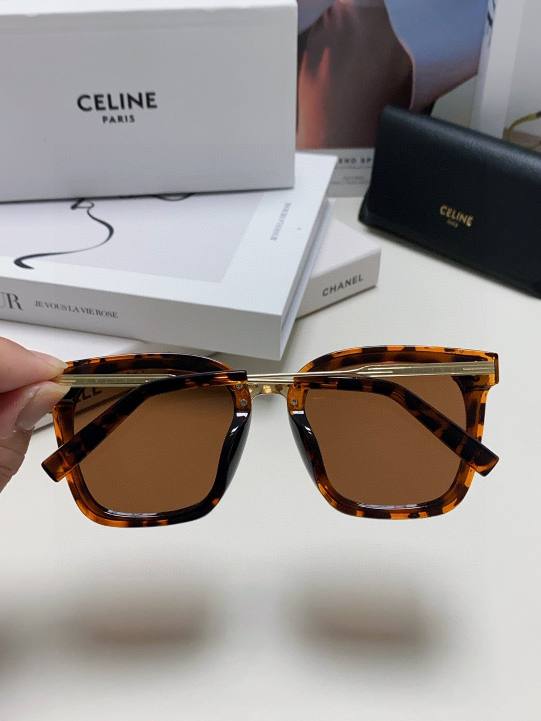 TRIOMPHE SUNGLASSES 548590 IN HAVANA ACETATE