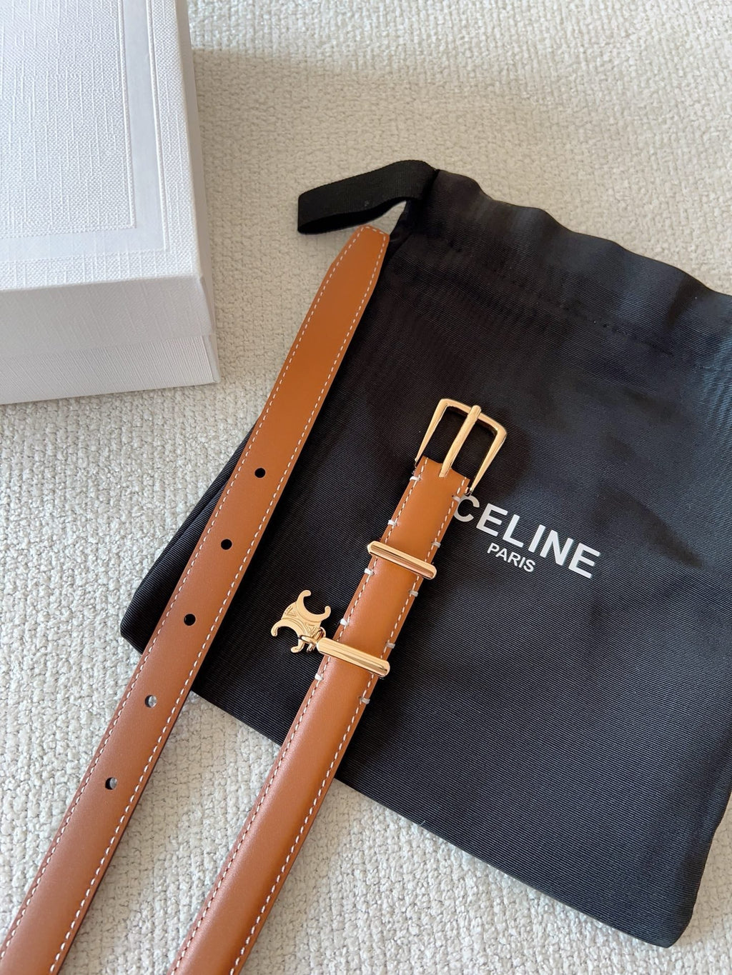CL BELT 18MM IN BROWN TAURILLON CALFSKIN GOLD BUCKLE