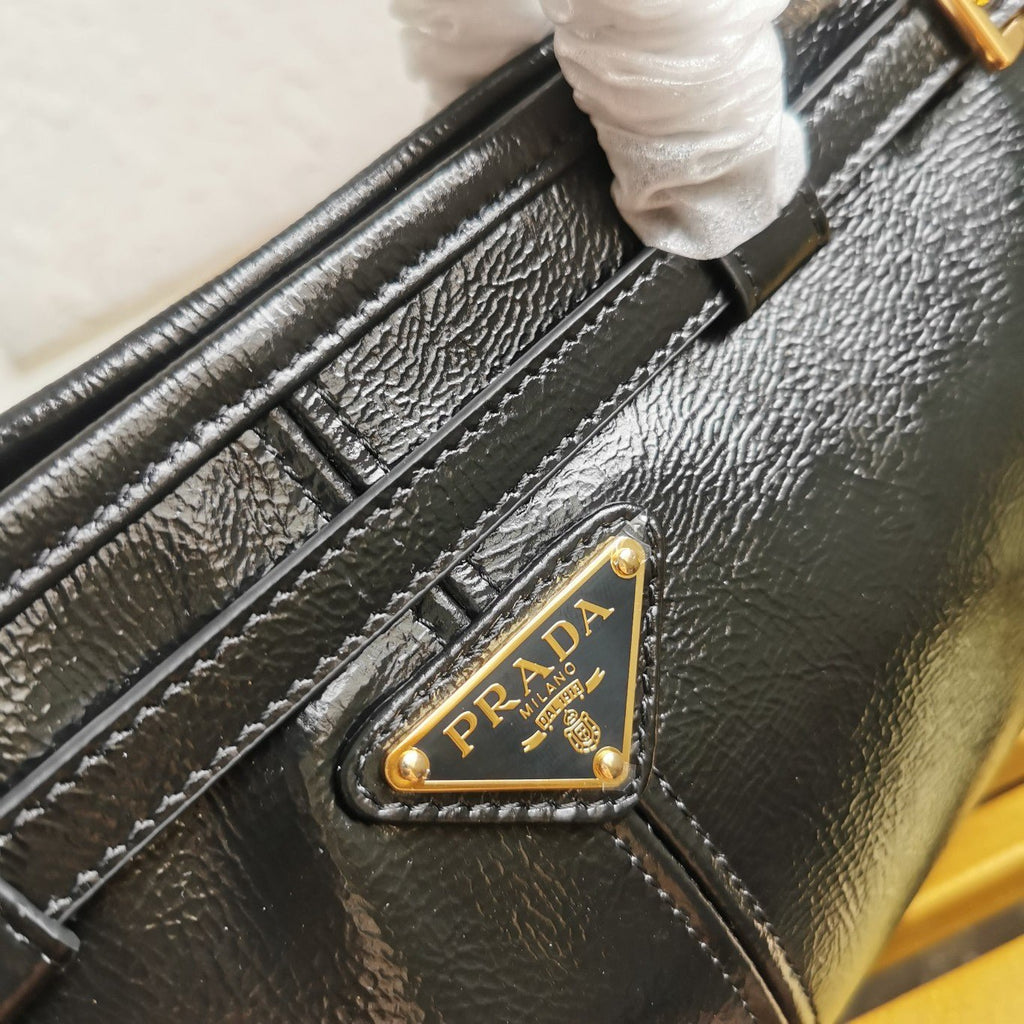 ＰＲＤＡ BONNIE MEDIUM LEATHER HANDBAG BLACK
