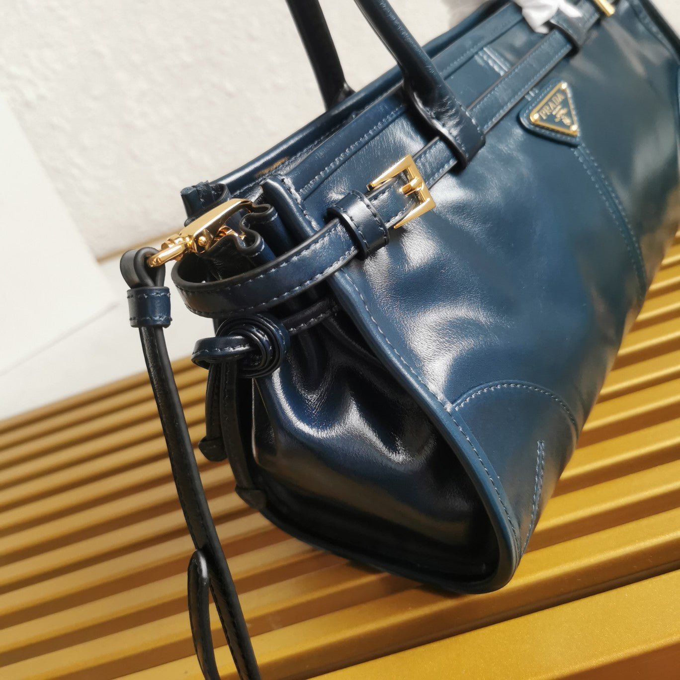 ＰＲＤＡ BONNIE MEDIUM LEATHER HANDBAG DENIM