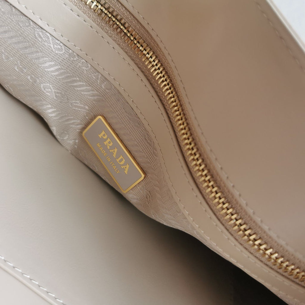 ＰＲＤＡ LARGE LEATHER TOTE BAG TRAVERTINE