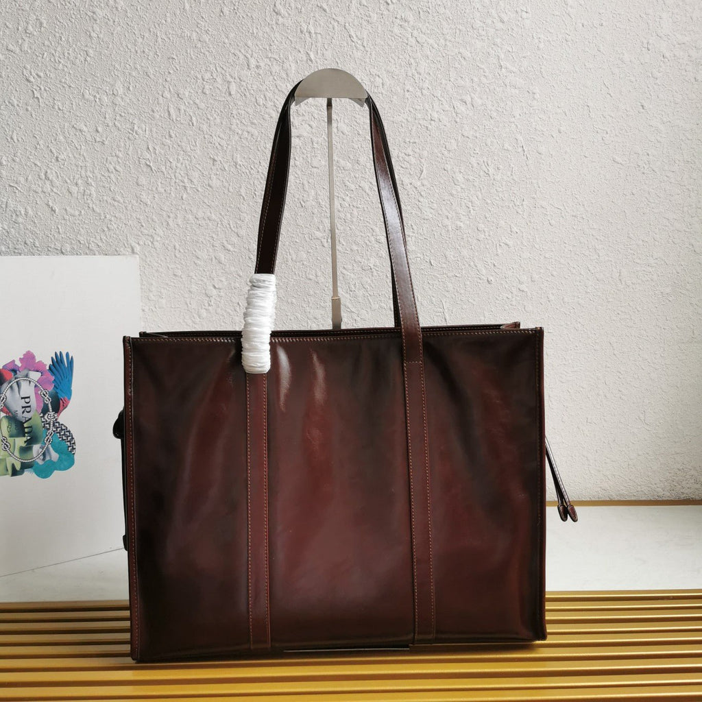 ＰＲＤＡ LEATHER TOTE BAG