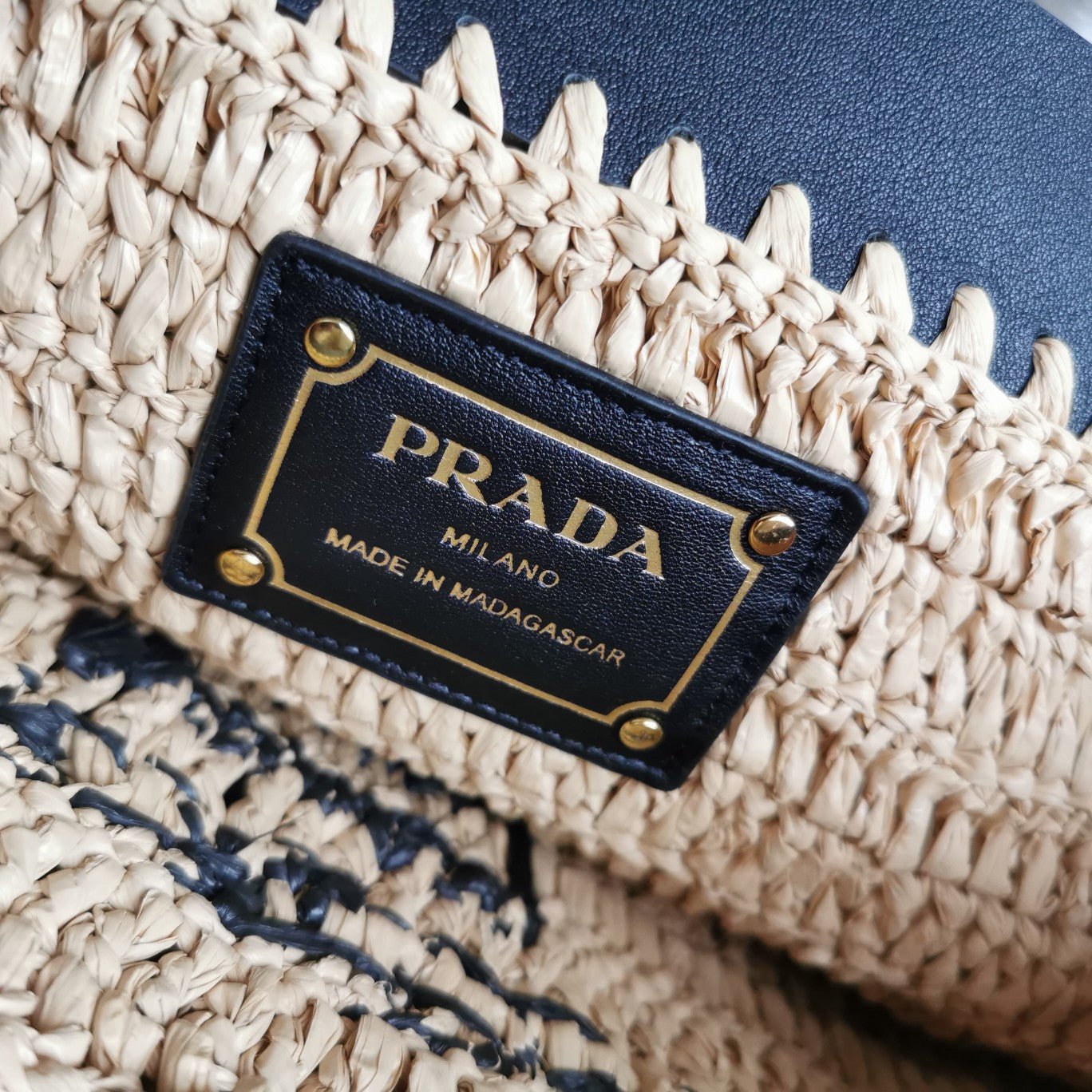 ＰＲＤＡ MEDIUM CROCHET AND LEATHER TOTE BAG