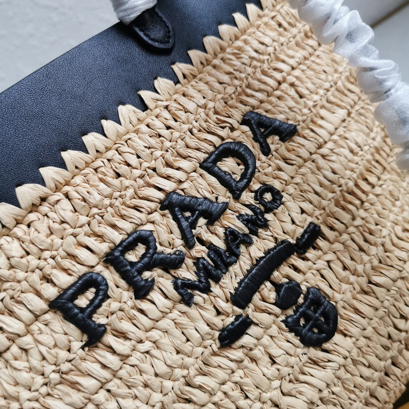 ＰＲＤＡ MEDIUM CROCHET AND LEATHER TOTE BAG