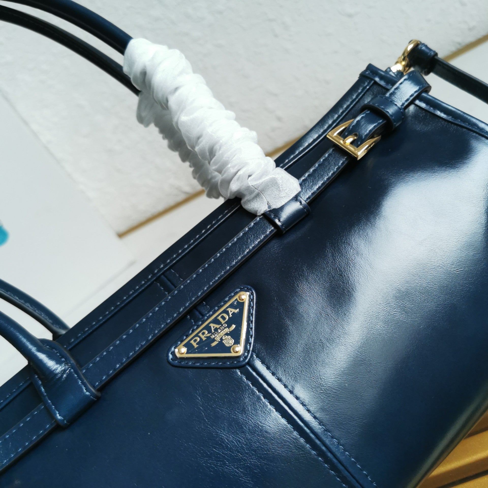 ＰＲＤＡ NAPA LEATHER SHOULDER BAG MEDIUM