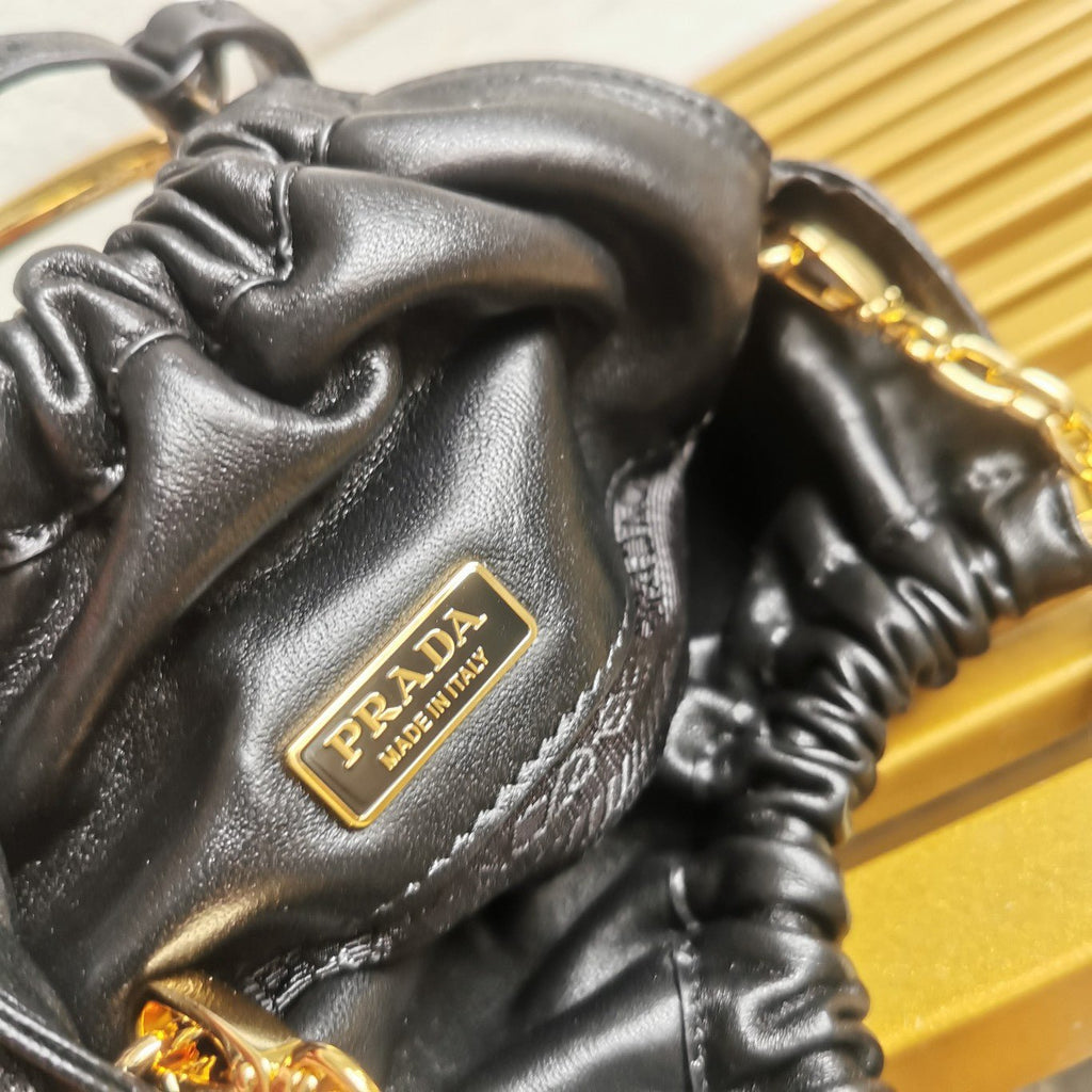 ＰＲＤＡ NAPPA LEATHER MINI BAG