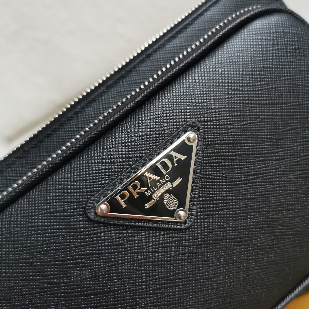 ＰＲＤＡ RE-NYLON AND SAFFIANO LEATHER SHOULDER BAG