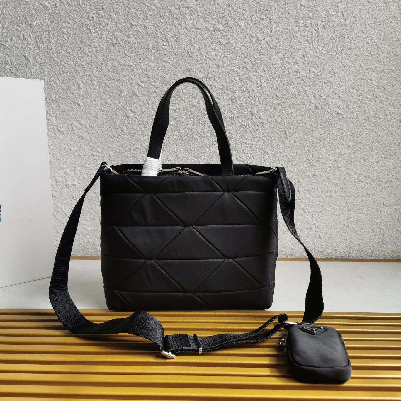 ＰＲＤＡ RE-NYLON TOTE BAG