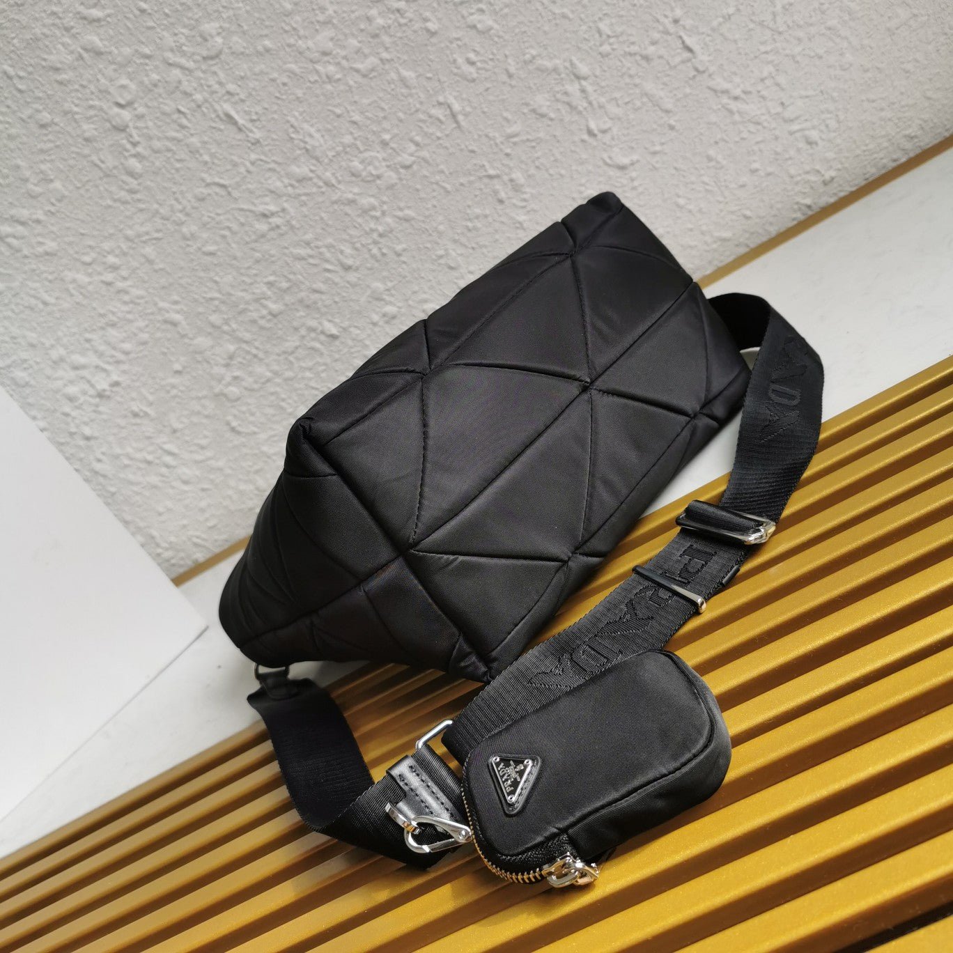 ＰＲＤＡ RE-NYLON TOTE BAG