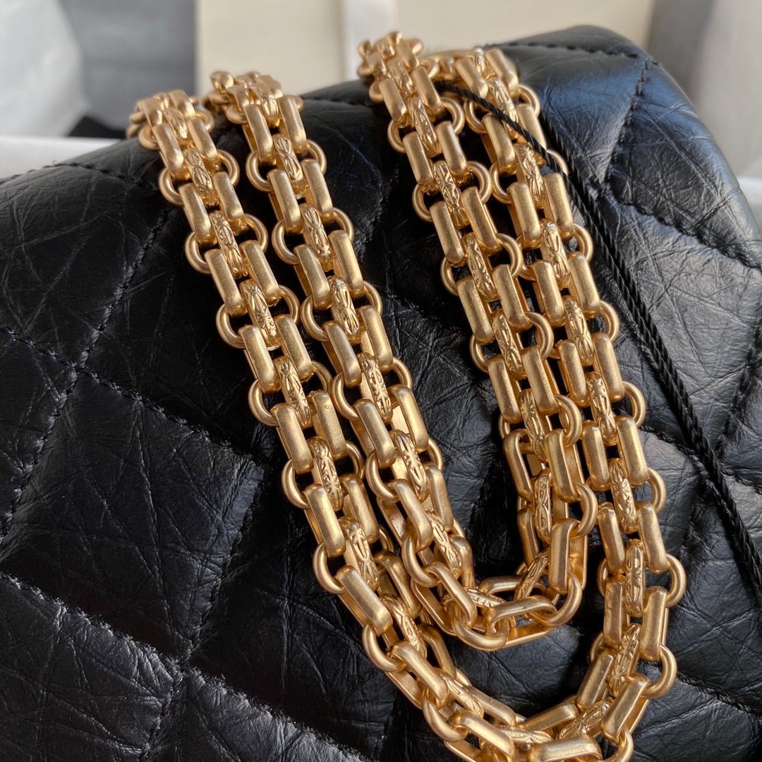 ＣＨＮＥＬ LARGE 2.55 HANDBAG GOLD METAL