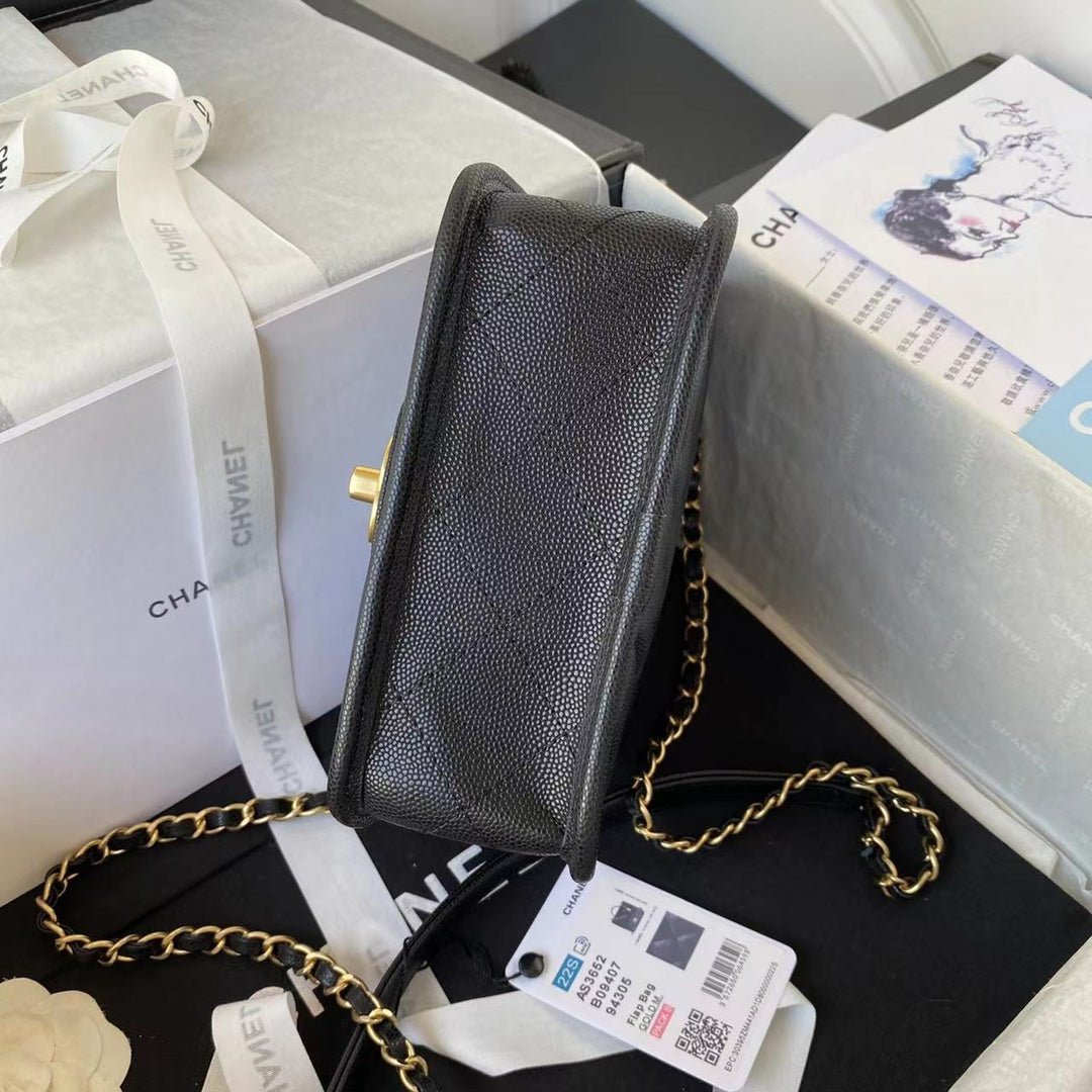 ＣＨＮＥＬ SMALL FLAP BAG WITH TOP HANDLE