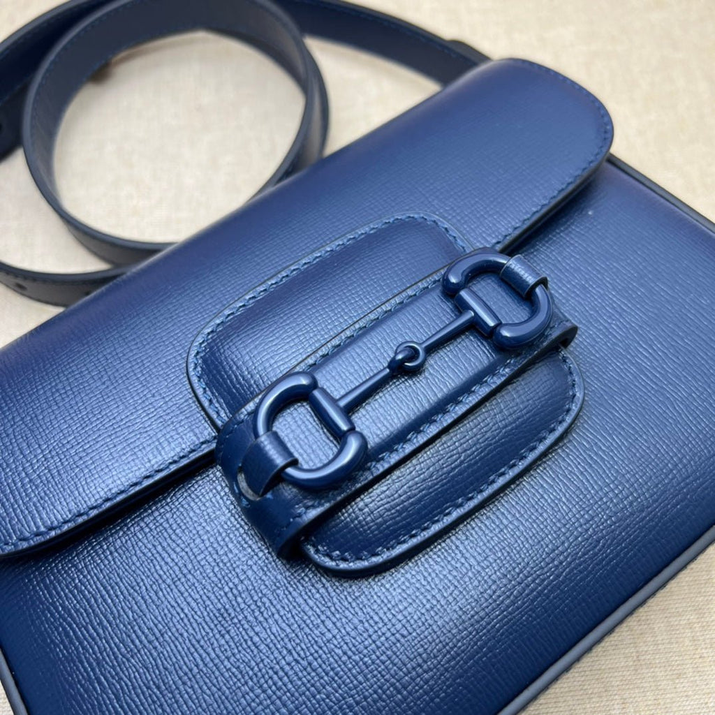 ＧＣＣＩHORSEBIT 1955 SHOULDER SMALL BAG NAVY BLUE