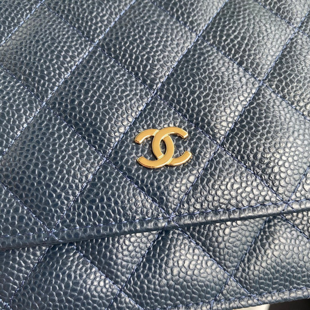 ＣＨＮＥＬCLASSIC WALLET ON CHAIN BLUE