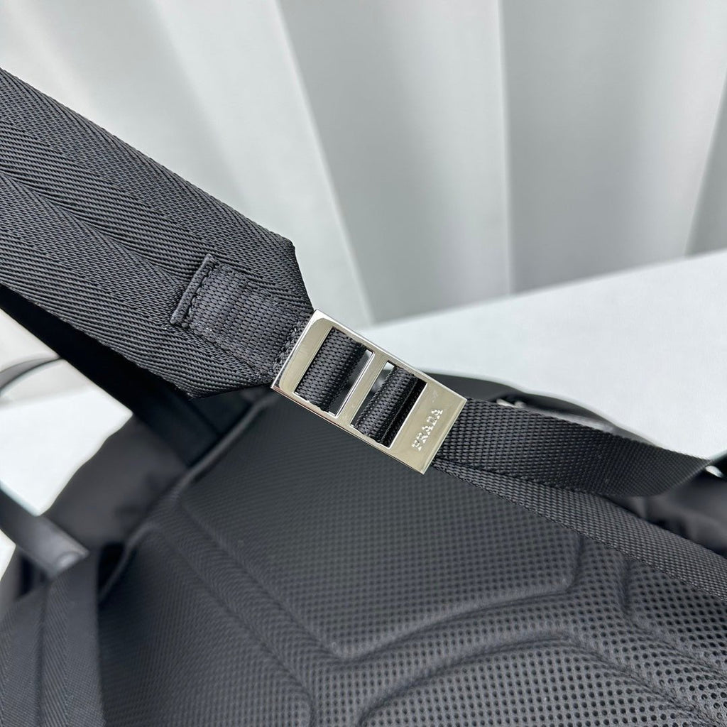 ＰＲＤＡ RE-NYLON AND LEATHER BACKPACK