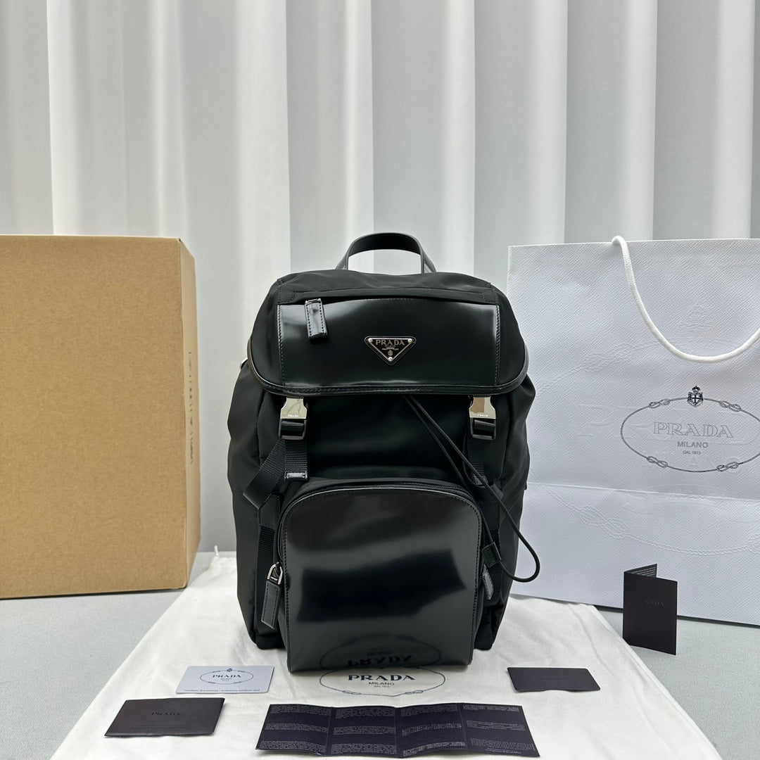 ＰＲＤＡ RE-NYLON AND LEATHER BACKPACK