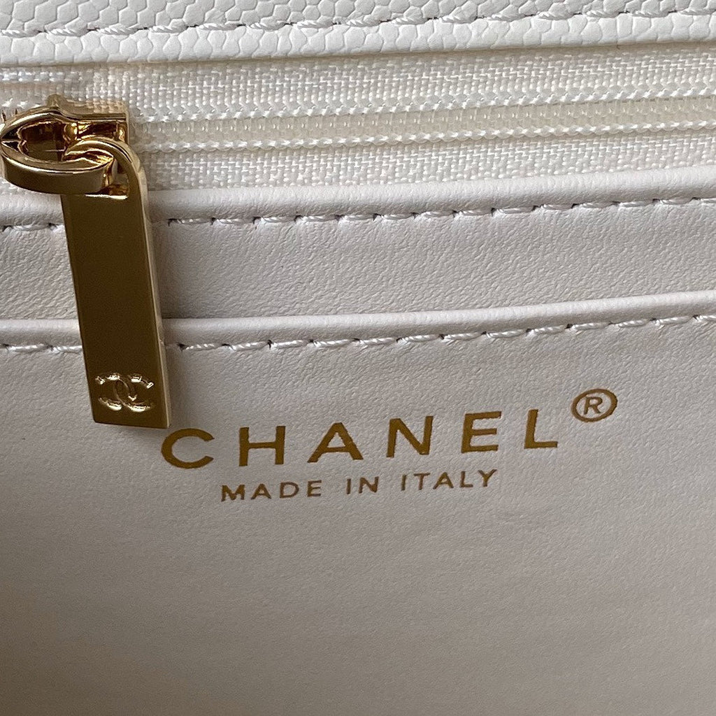 ＣＨＮＥＬTOP HANDLE FLAP BAG WHITE
