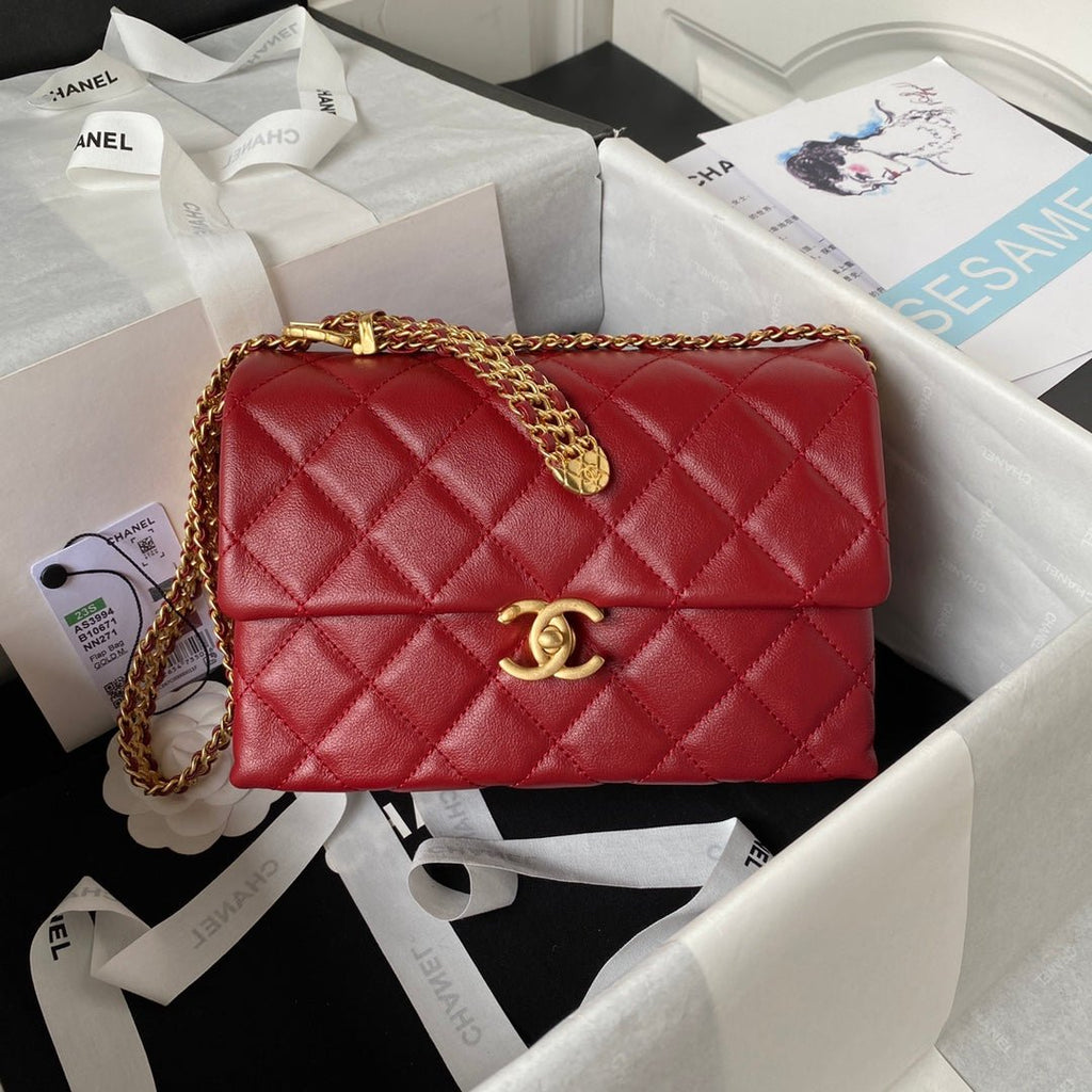 ＣＨＮＥＬSMALL FLAP BAG RED