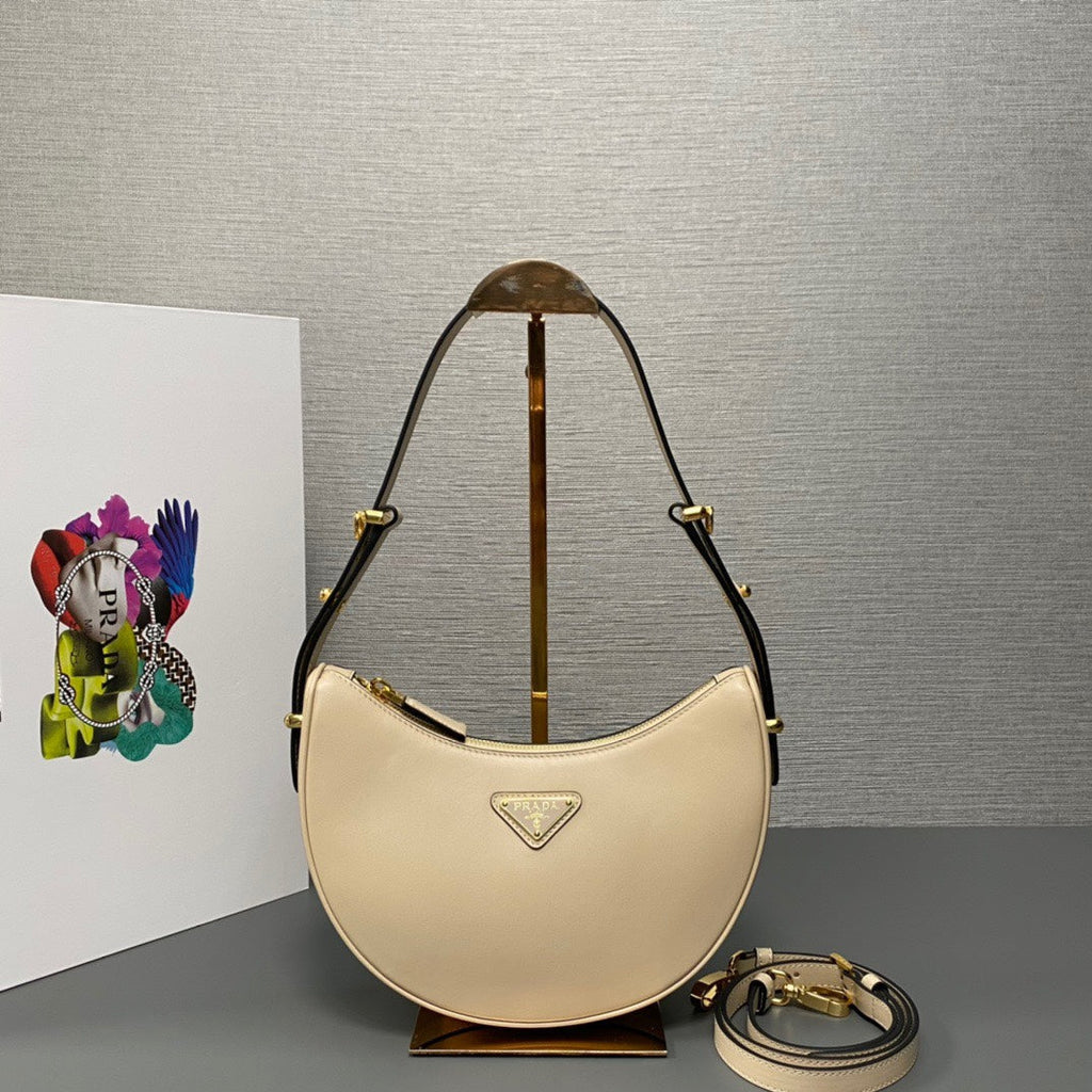 ＰＲＤＡ ARQUÉ SMALL LEATHER SHOULDER BAG VANILLA
