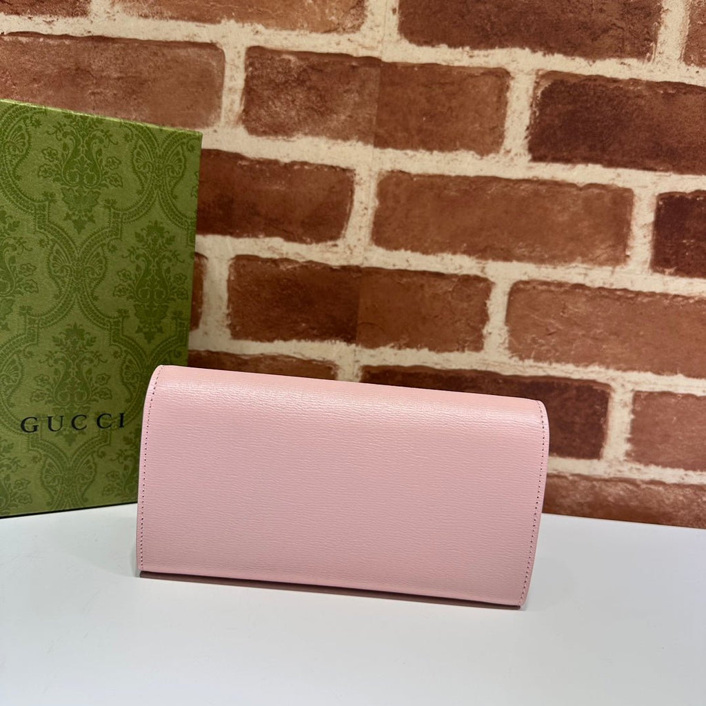 ＧＣＣＩCONTINENTAL WALLET PINK