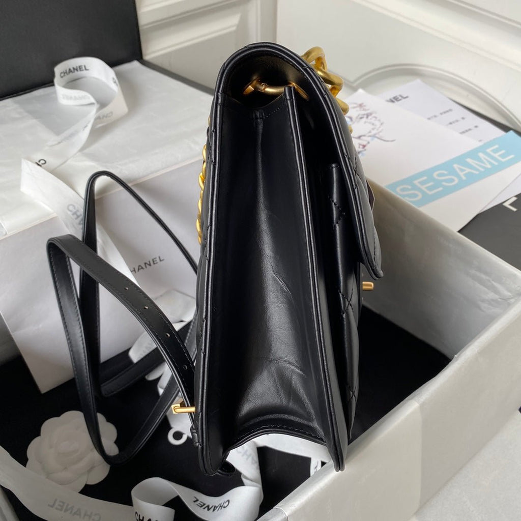 ＣＨＮＥＬCLASSIC FLAP BACKPACK BLACK