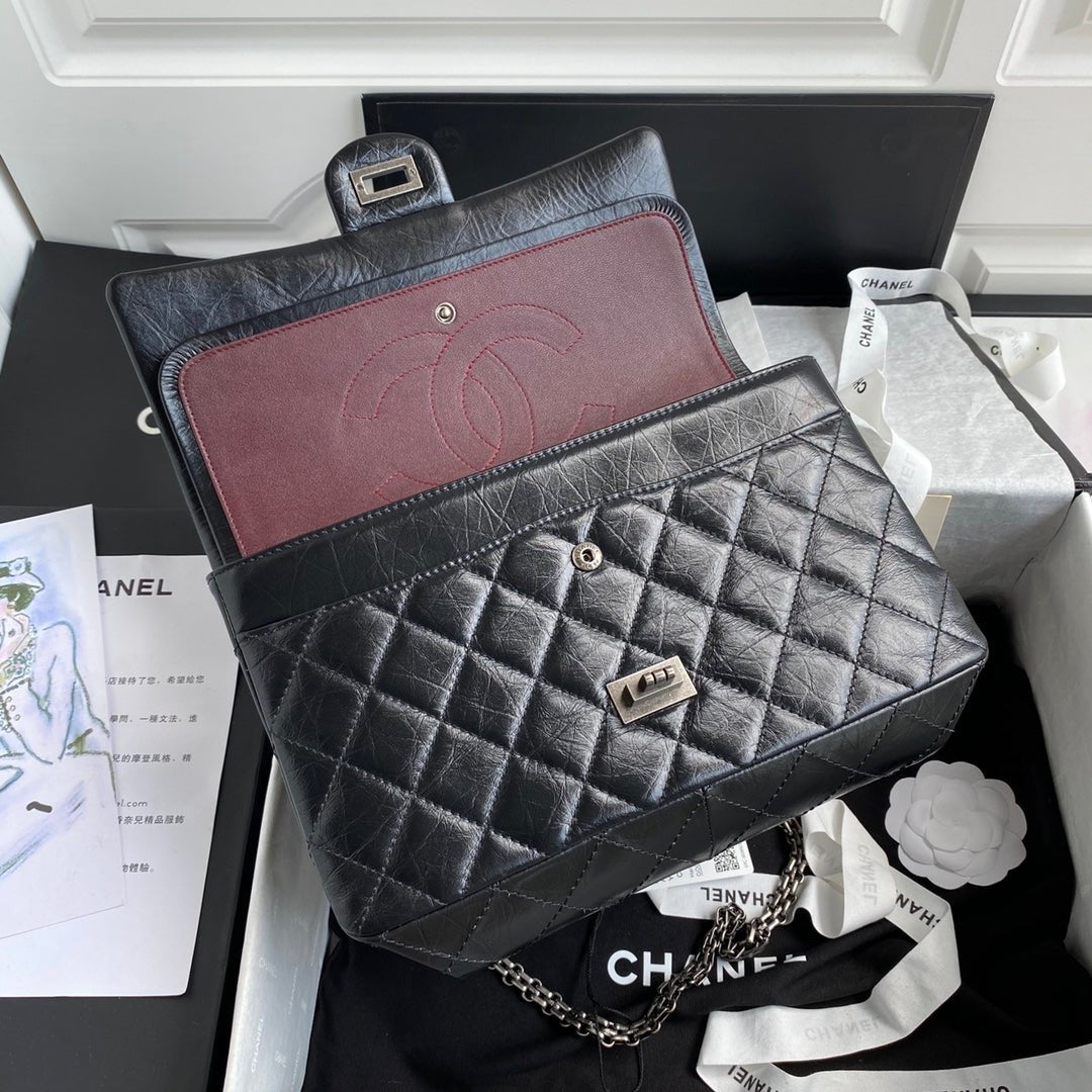 ＣＨＮＥＬ LARGE 2.55 HANDBAG SILVER METAL