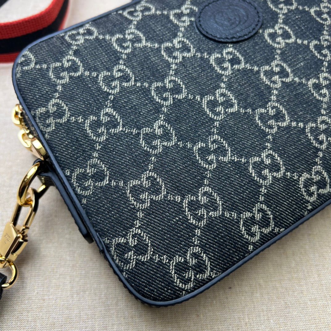 ＧＣＣＩDENIM INTERLOCKING G CROSSBODY BAG BLACK