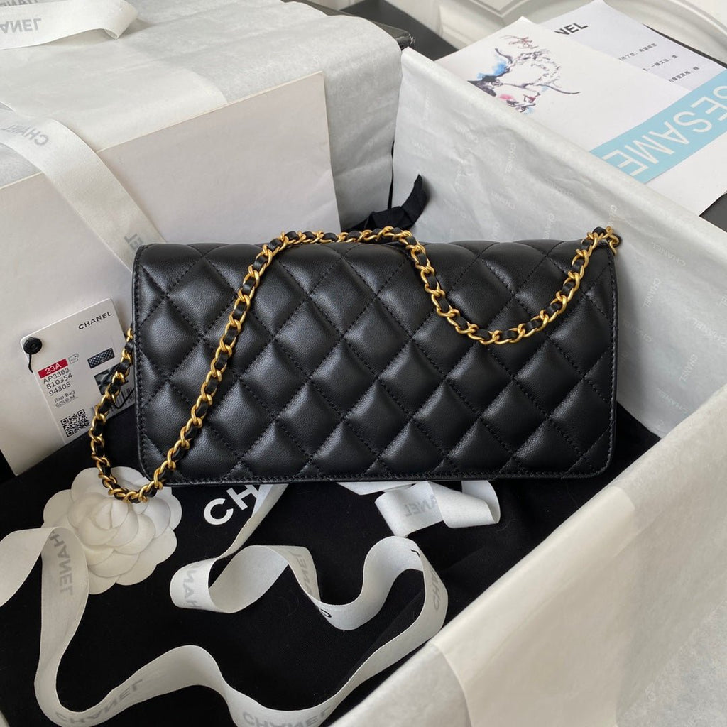ＣＨＮＥＬCLASSIC WALLET ON CHAIN BLACK