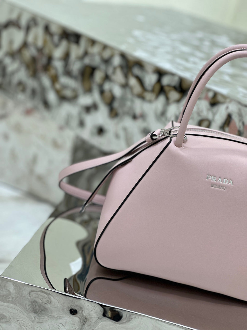 ＰＲＤＡ SUPERNOVA MEDIUM LEATHER TOP HANDLE BAG LIGHT PINK