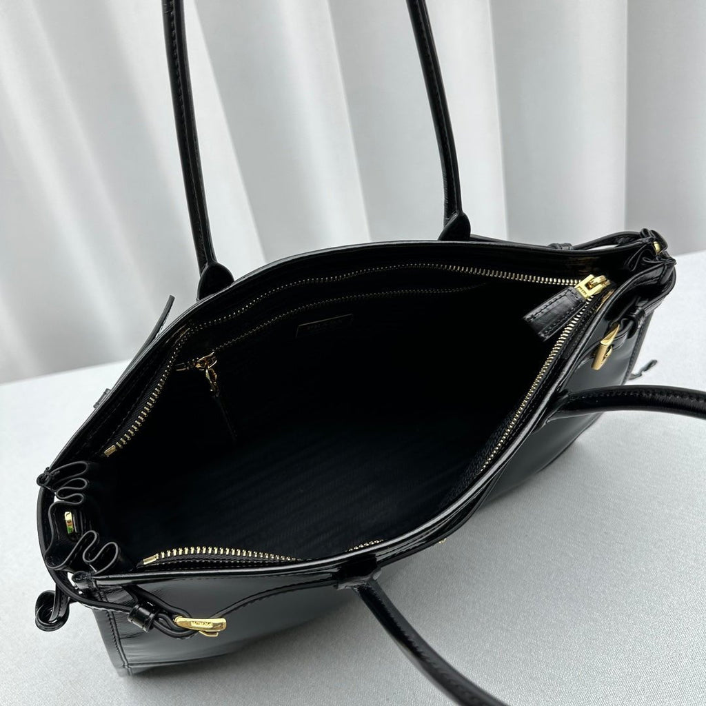 ＰＲＤＡ BONNIE EXTRA LARGE LEATHER HANDBAG