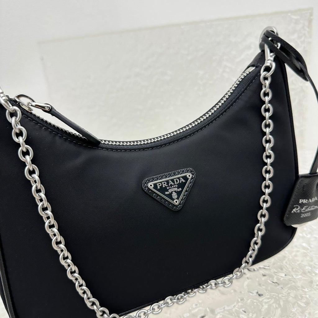 ＰＲＤＡ RE-EDITION 2005 RE-NYLON BAG