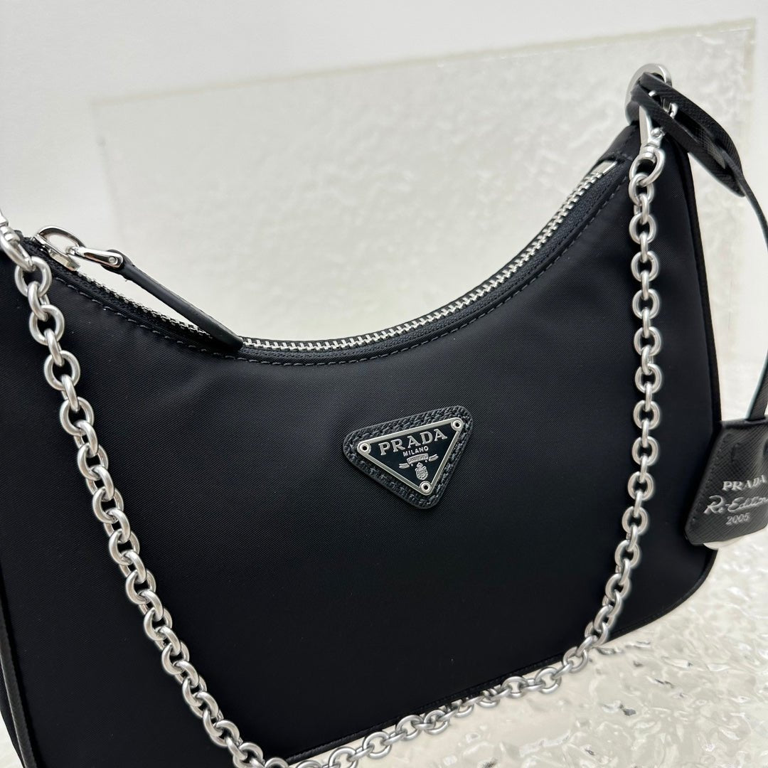 ＰＲＤＡ RE-EDITION 2005 RE-NYLON BAG