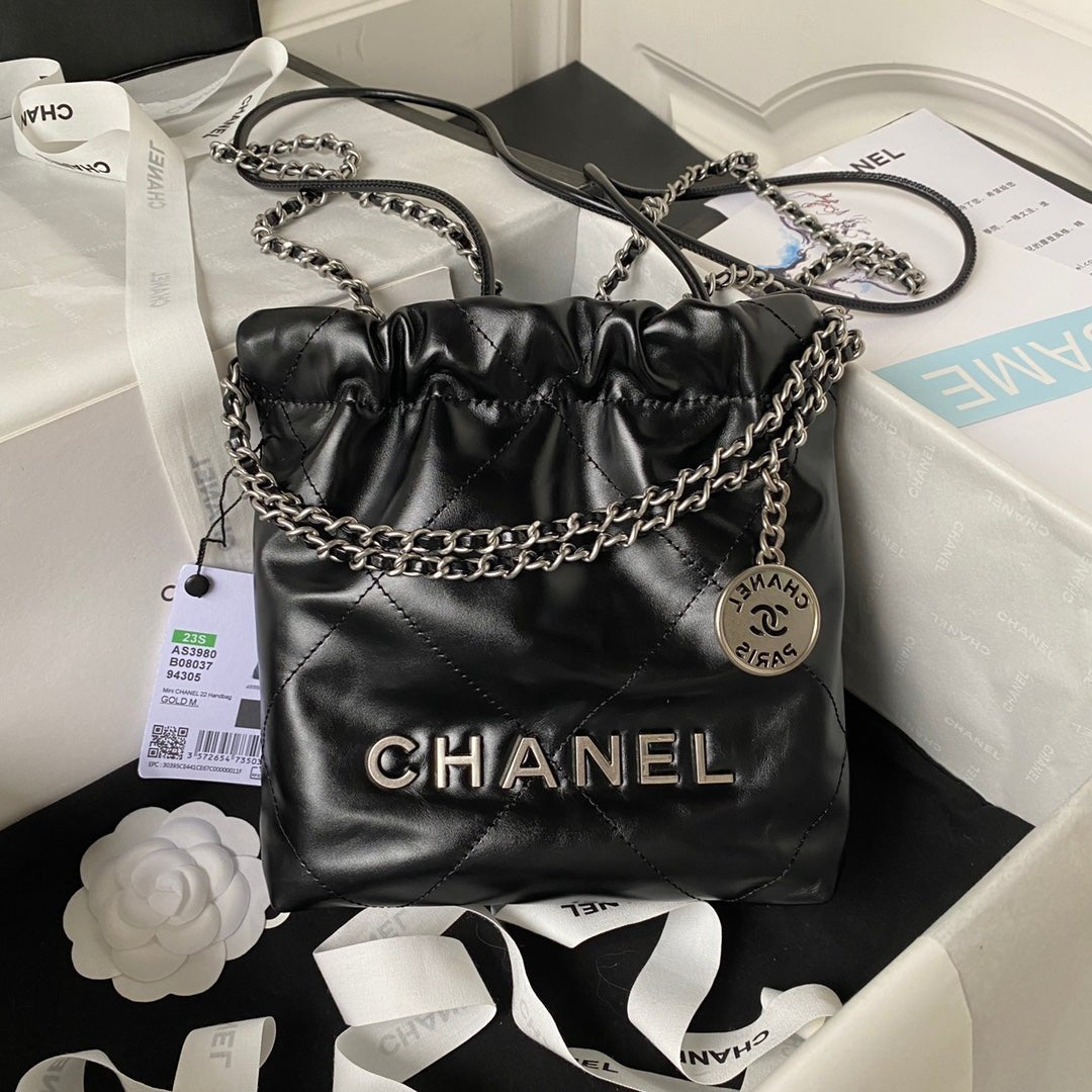 ＣＨＮＥＬ22 MINI HANDBAG BLACK SILVER METAL