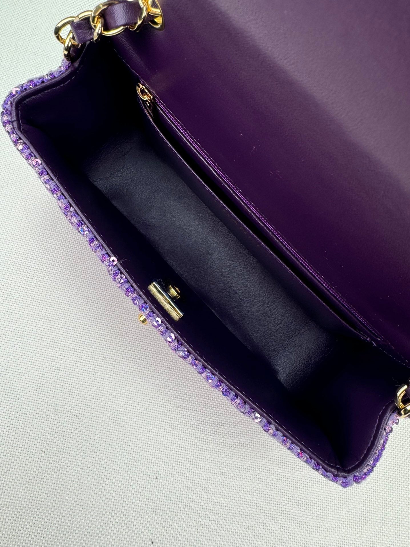 ＣＨＮＥＬCLASSIC SMALL FLAP BAG