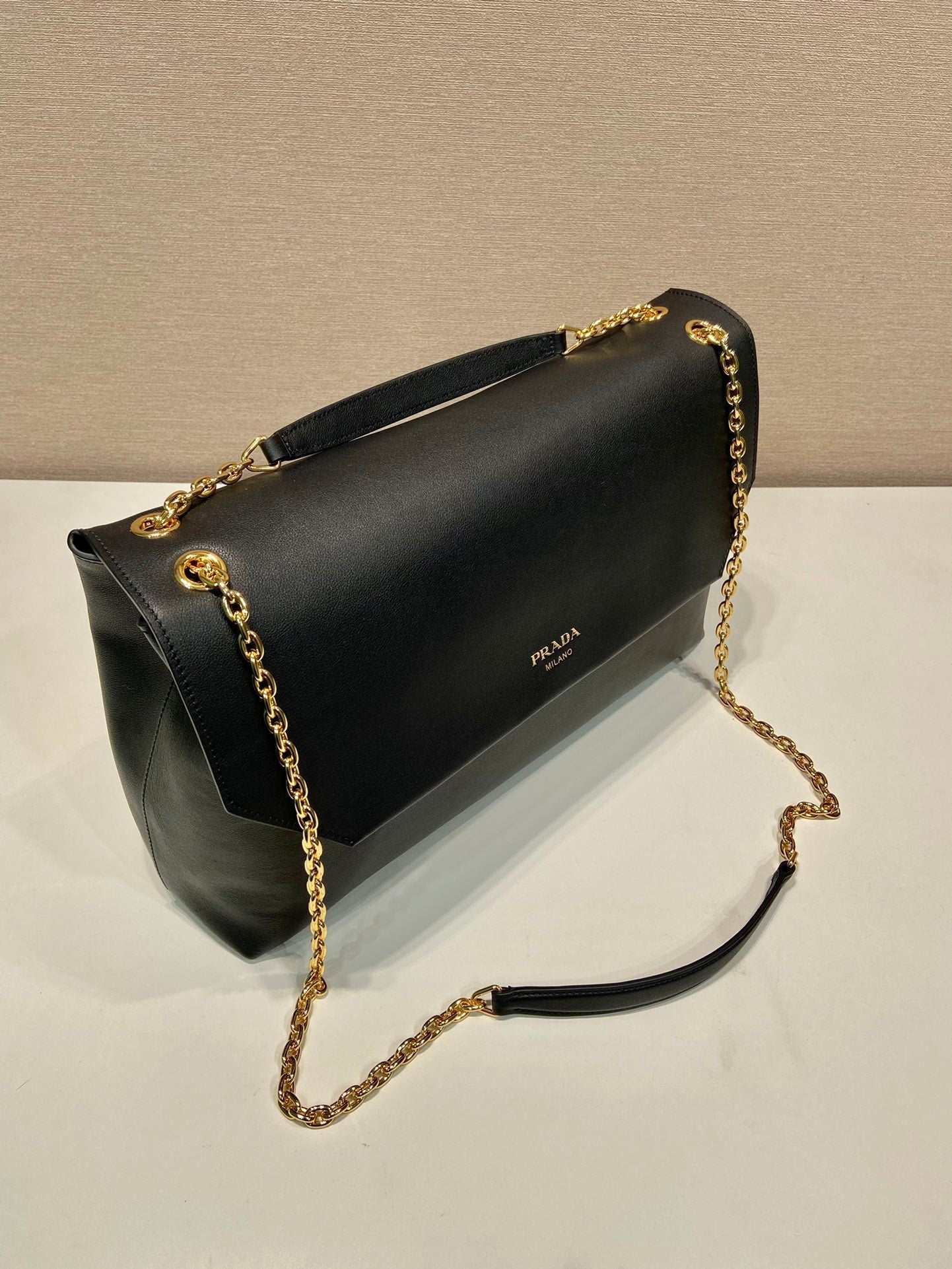 ＰＲＤＡ DOUX EXTRA LARGE LEATHER SHOULDER BAG BLACK