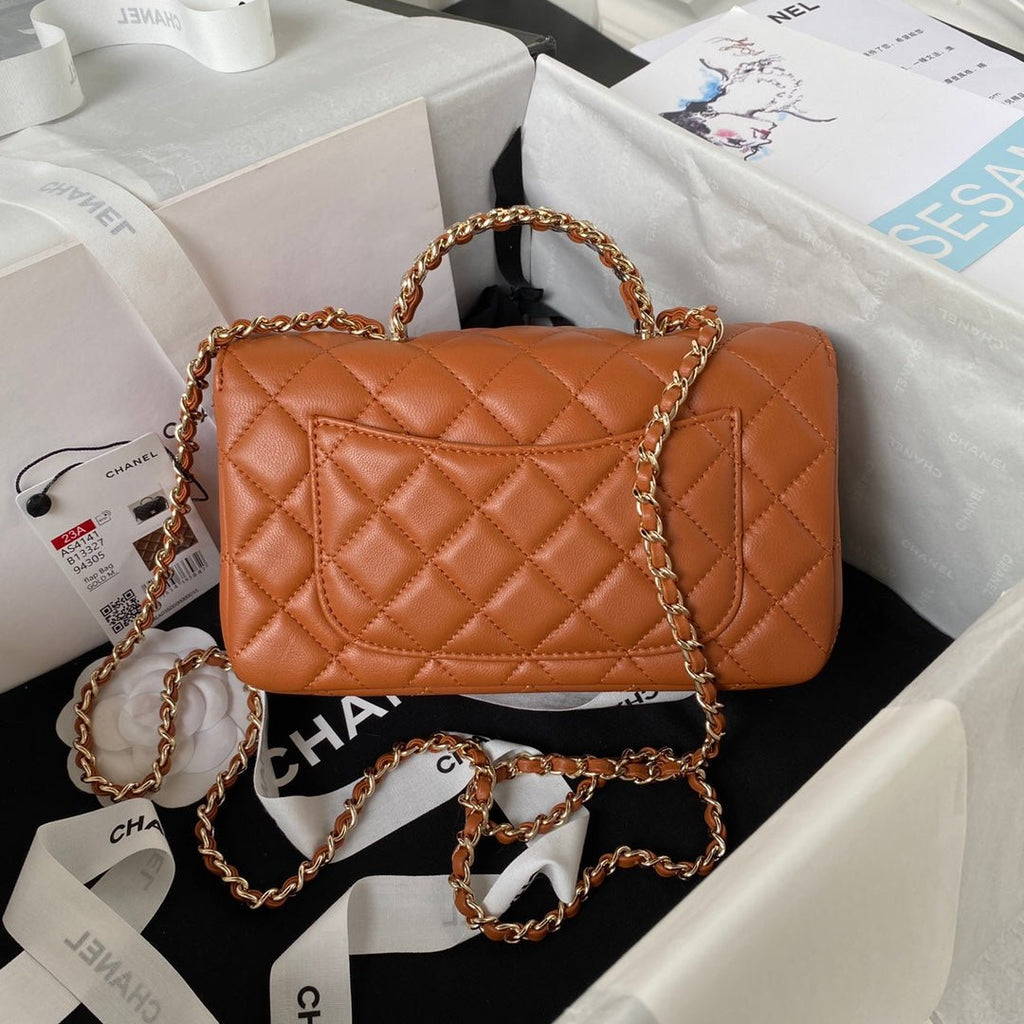 ＣＨＮＥＬFLAP BAG WITH TOP HANDLE RUST