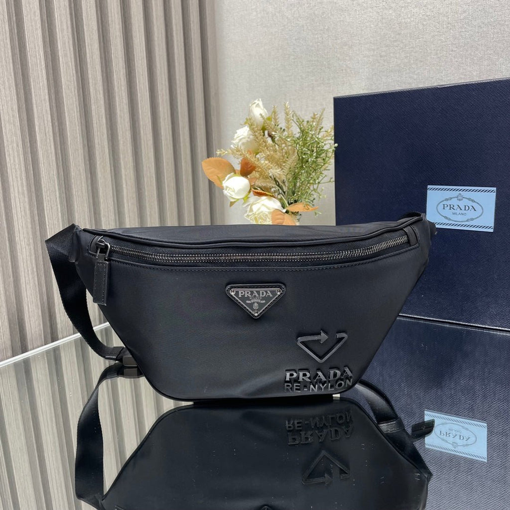 ＰＲＤＡ RE-NYLON AND SAFFIANO LEATHER BELT BAG