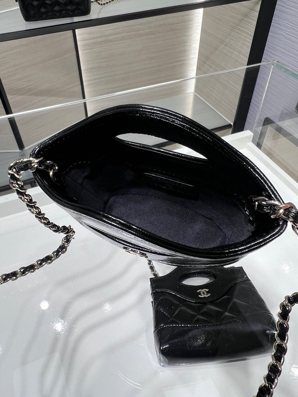 ＣＨＮＥＬ31 BUCKET TOTE