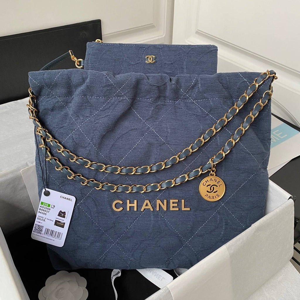 ＣＨＮＥＬ22 HANDBAG BLUE