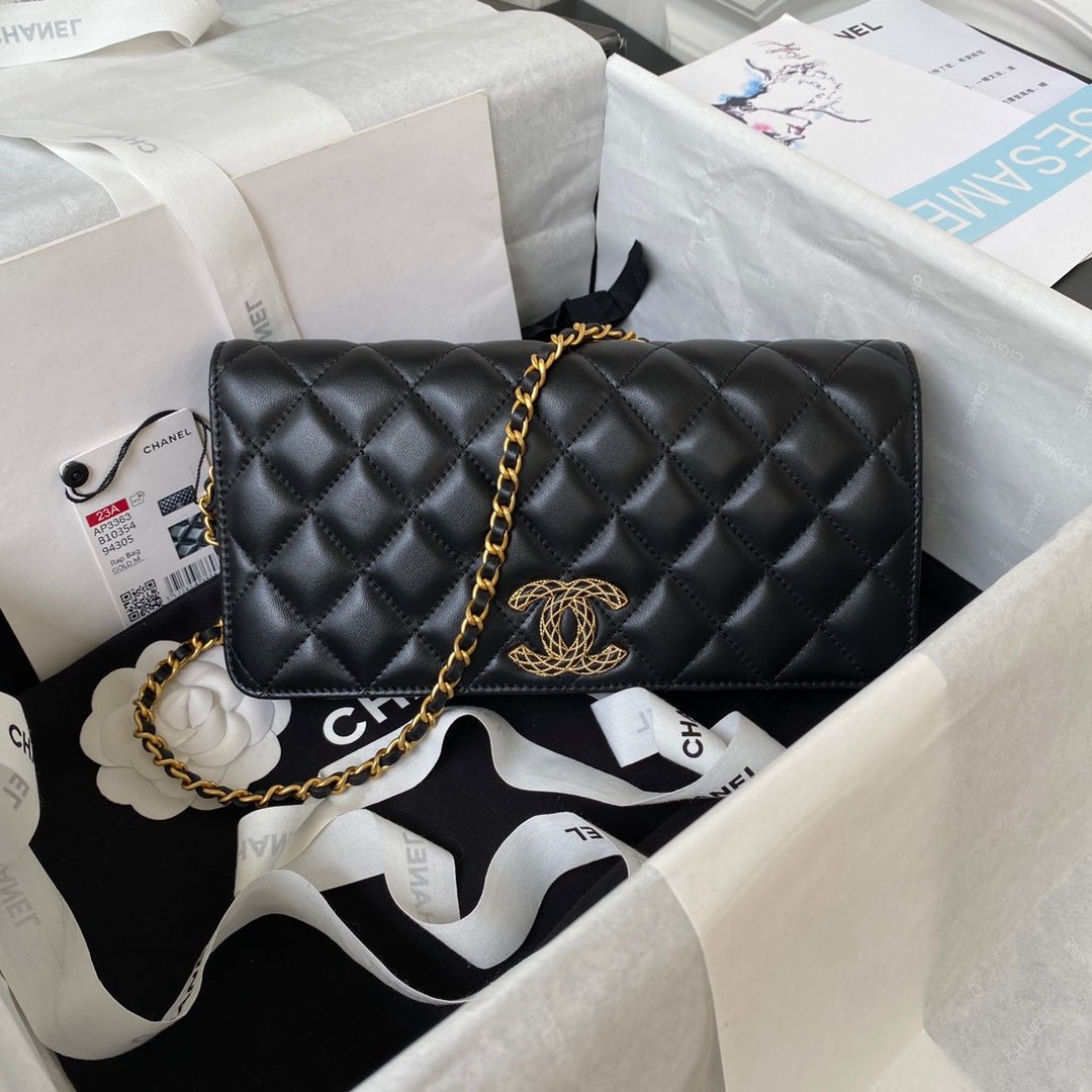 ＣＨＮＥＬCLASSIC WALLET ON CHAIN BLACK